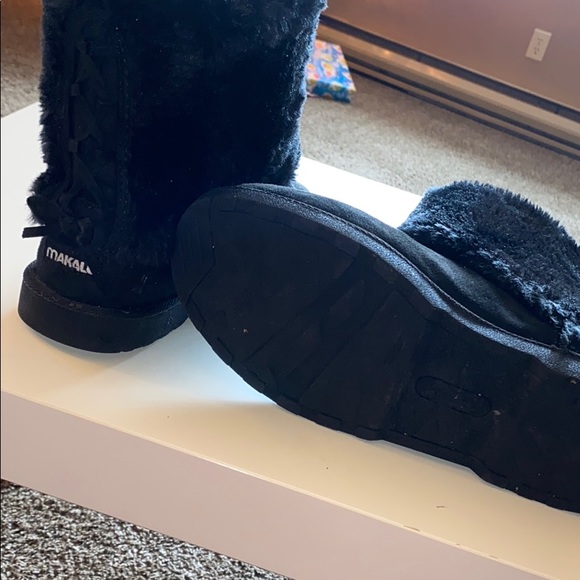 Fur boots - Picture 3 of 4